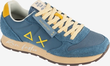 Baskets basses 'Tom Vintage' SUN68 en bleu : devant