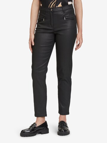 Coupe slim Pantalon Betty Barclay en noir : devant