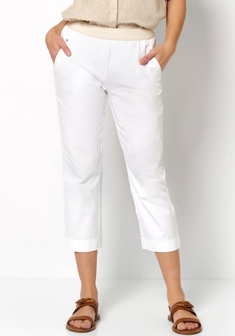 TONI Regular Pants in White: front