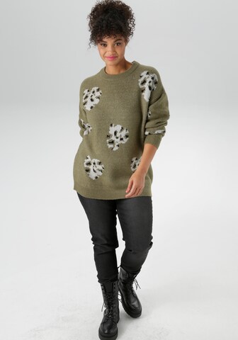 Aniston Sweater in Green