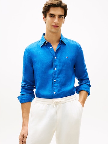 TOMMY HILFIGER Regular Fit Hemd in Blau: Vorderseite