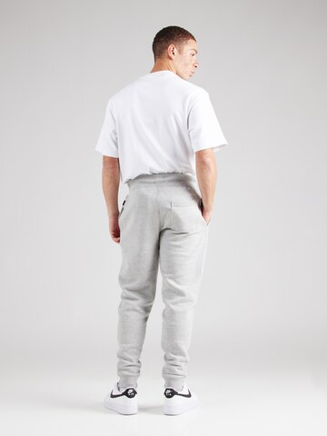 Superdry Tapered Hose in Grau