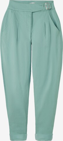 SHEEGO Pleat-Front Pants in Green: front