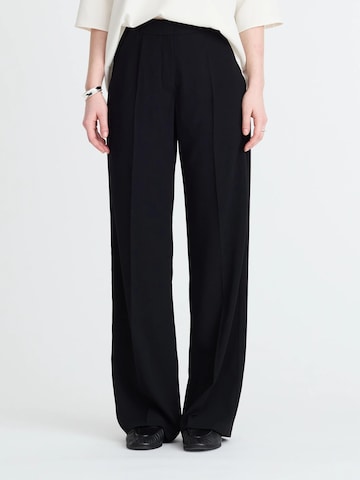 Minx Loose fit Pants 'ALEXIS' in Black: front