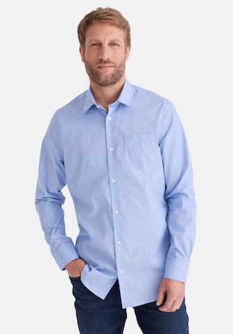 Coupe regular Chemise 'Hugh' Stooker Men en bleu : devant