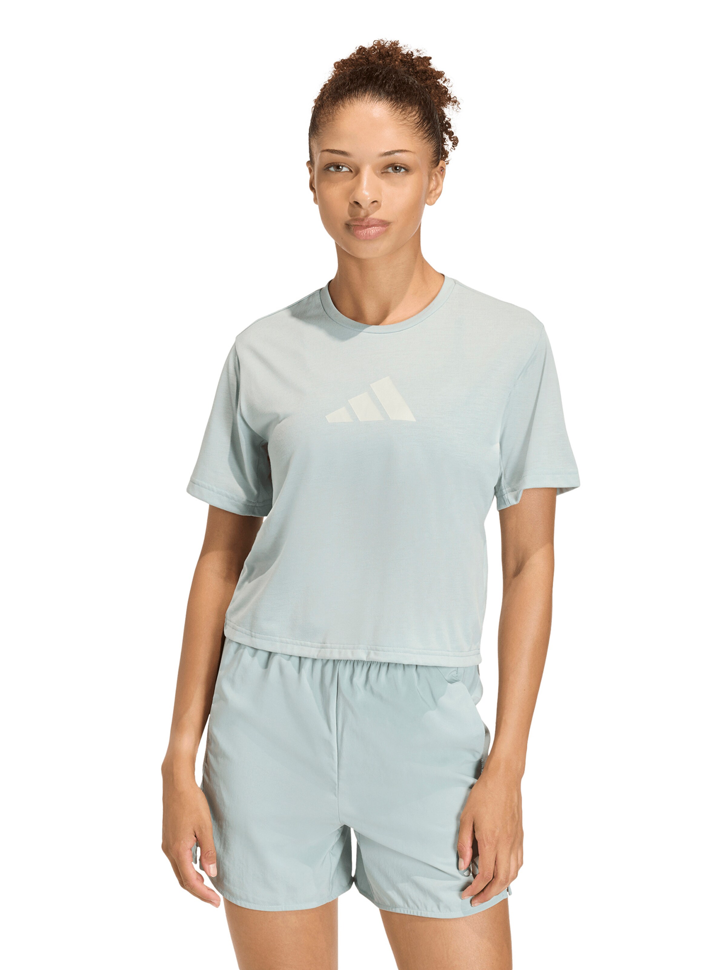 ADIDAS PERFORMANCE Λειτουργικό μπλουζάκι 'Essentials' σε πράσινο: μπροστά