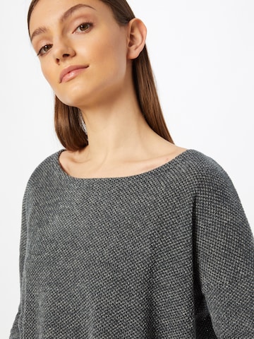 Pull-over 'Alba' ONLY en gris