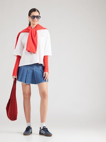 Tricou 'IHNICA' de la ICHI pe alb