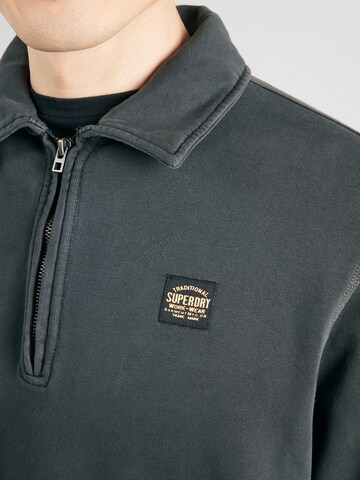 Superdry - Sudadera en negro