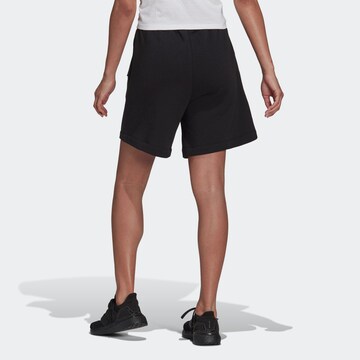 ADIDAS SPORTSWEAR Wide Leg Urheiluhousut värissä musta