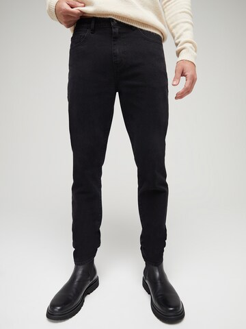 ABOUT YOU x Kevin Trapp Slimfit Jeans 'Robert' in Schwarz: predná strana