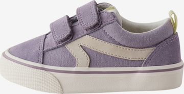 Next Tennarit värissä lila: etupuoli