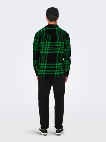 Only & Sons - Ajuste regular Camisa en verde