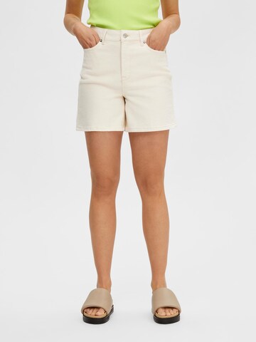 SELECTED FEMME Regular Shorts 'Krista' in Weiß: predná strana