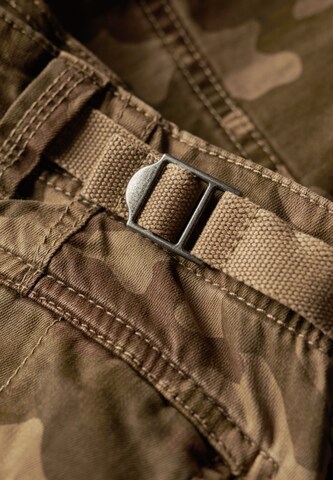 Superdry Loosefit Cargobroek 'Core' in Groen