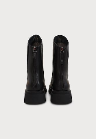 Bottines 'GISELLY' Apple of Eden en noir