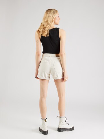 VERO MODA Loosefit Shorts 'ZURI' in Beige