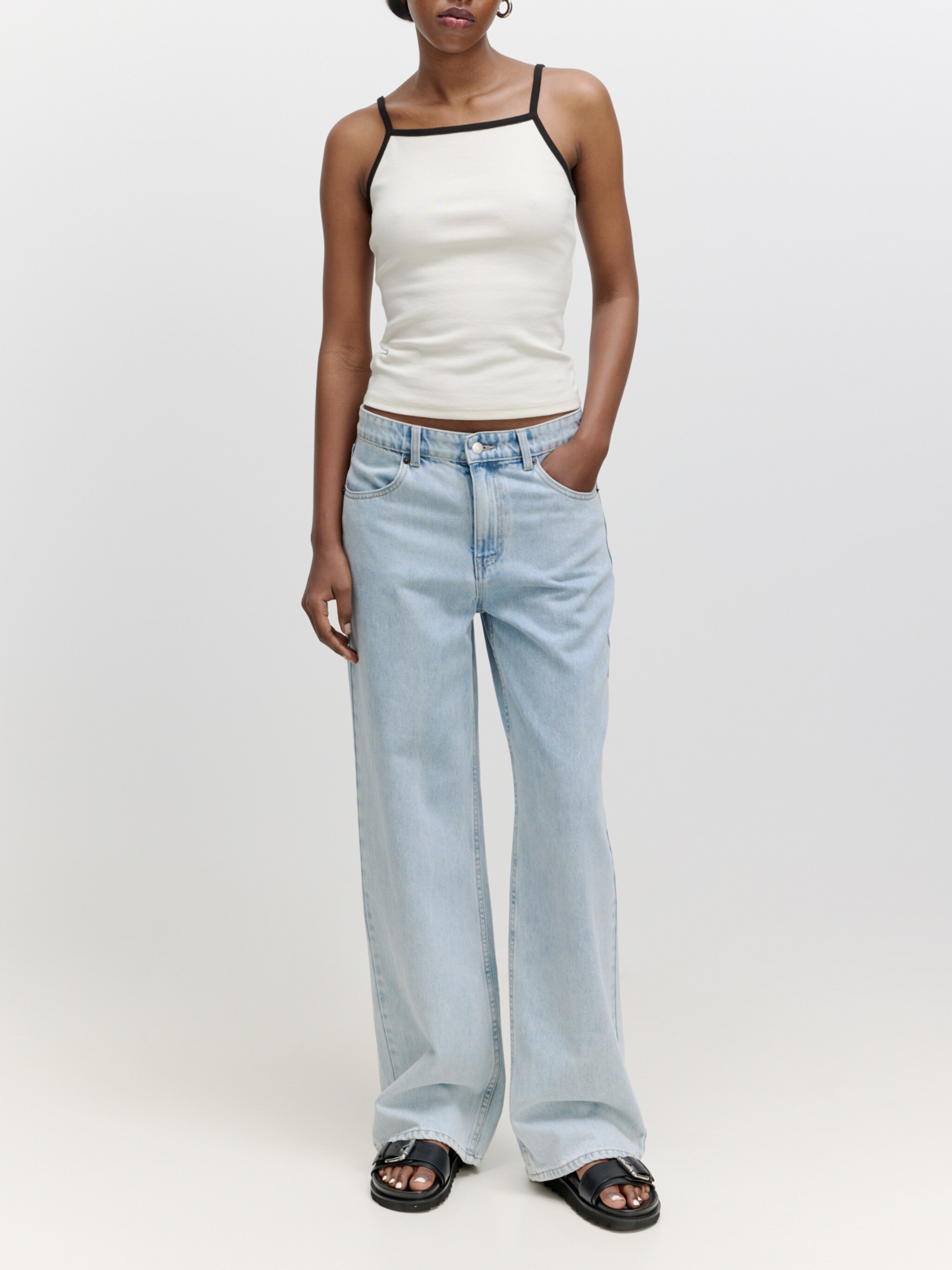 EDITED Produits Haut 'Kamilla' noir