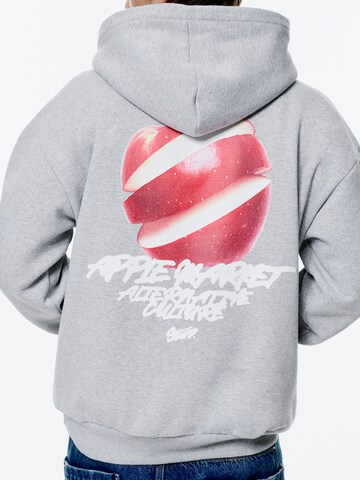 Pull&BearSweater majica 'MANZANA STWD' - siva boja