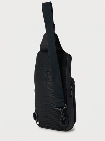 Borsa a tracolla 'BOLD' di Calvin Klein in nero