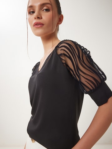 Happiness İstanbul Shirt in Zwart