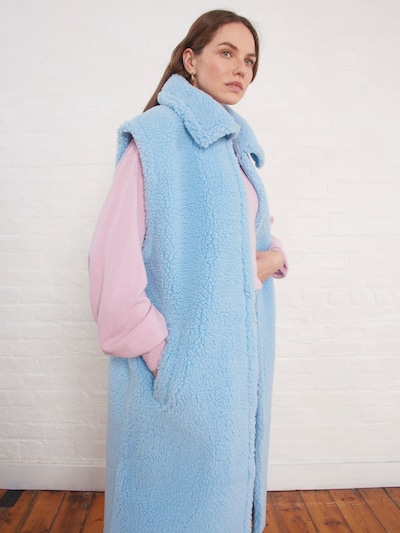 Aligne Gilet 'Erika' en XXL en bleu fumé, Vue avec produit
