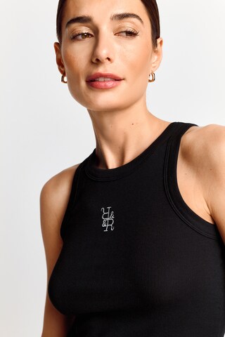 Top di Rich & Royal in nero
