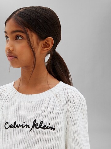 Calvin Klein Jeans Sweater in White