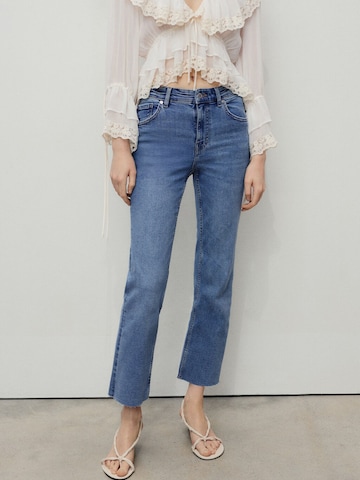 MANGO Loose fit Jeans 'SIENNA' in Blue: front