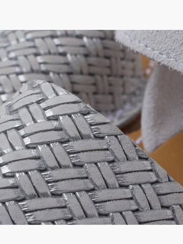 Sandalo di Pisamonas in argento