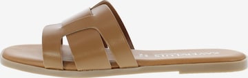 XAVER LUIS Schuhmanufaktur Mules 'Roberta' in Brown: front