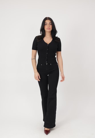 Elara Blouse in Zwart: voorkant