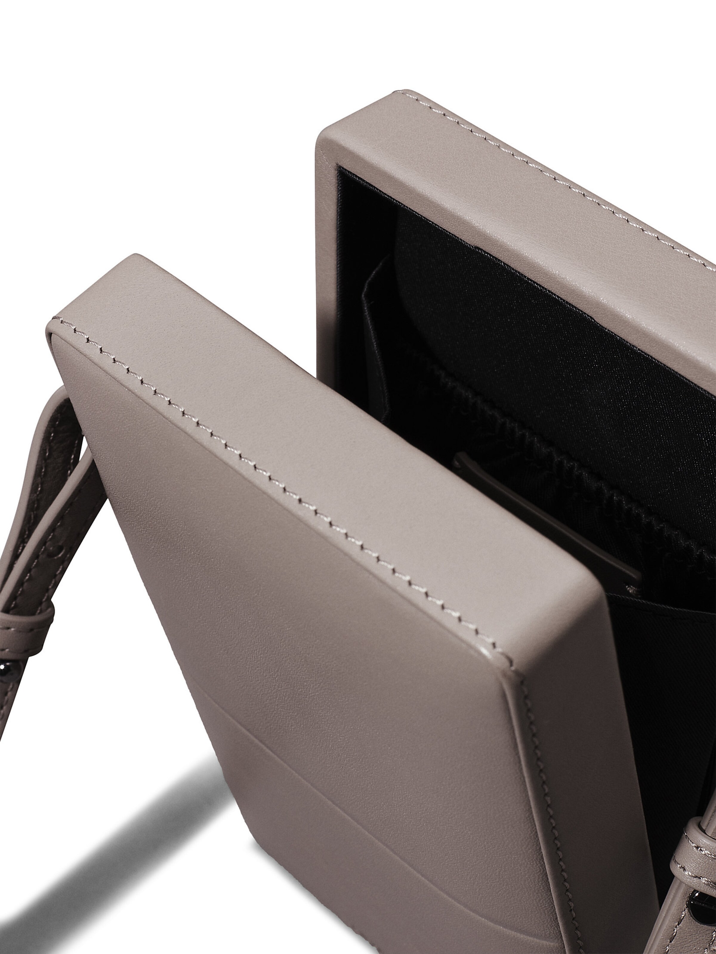 Calvin Klein Schoudertas in Beige