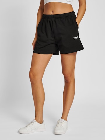 Hummel Regular Shorts 'Shai' in Schwarz: predná strana