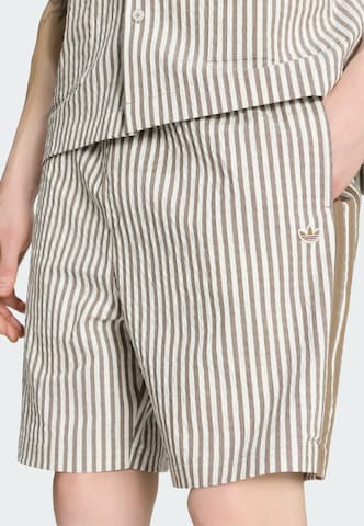 ADIDAS ORIGINALS Loosefit Παντελόνι 'Resort' σε πράσινο