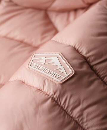 rožinė Superdry Demisezoninė striukė 'FUJI'