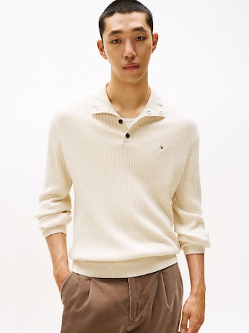 Pullover di TOMMY HILFIGER in beige: frontale