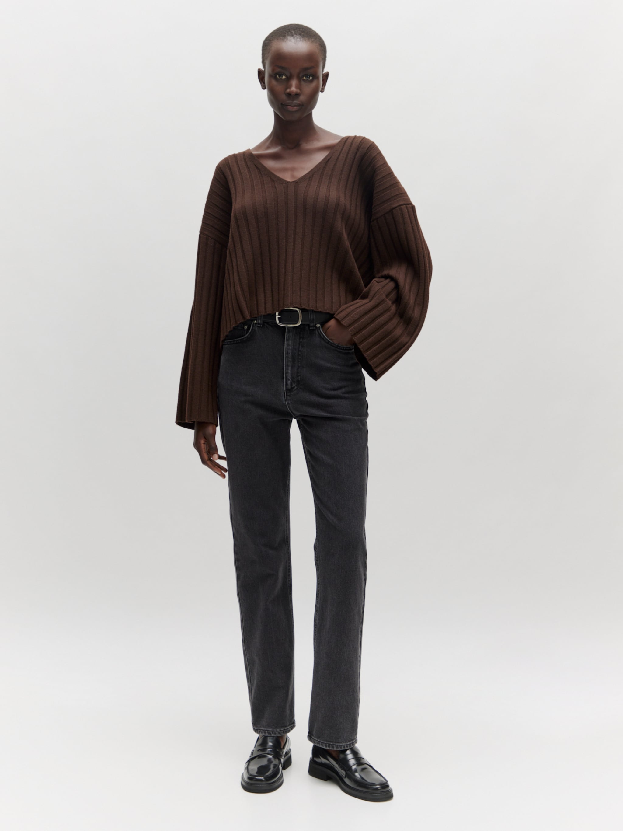 EDITED Trui 'Thamara' Bruin