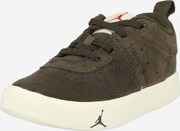 Sneaker di Jordan in marrone: frontale