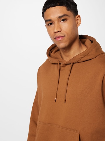 WEEKDAY Sweatshirt in Brown