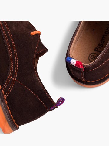 Scarpa bassa di Pisamonas in marrone