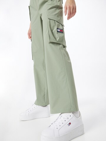 Tommy Jeans Regular Cargobroek 'BETSY' in Groen