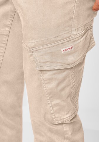 REDPOINT Tapered Cargo Pants in Beige