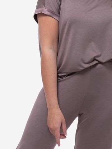 Mey Pyjama 'Pure Chic' in Bruin