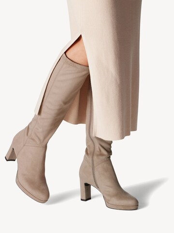 Bottes Tamaris en beige : devant