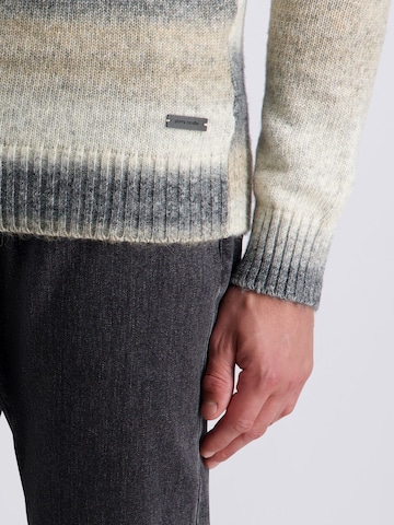 PIERRE CARDIN Sweater in Grey