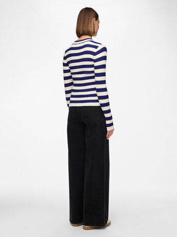 Pull-over 'PCCrista' PIECES en bleu