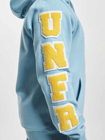 Unfair Athletics Sweatshirt in Blau