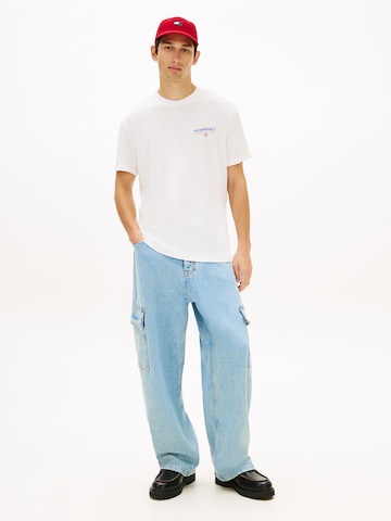 Tricou de la Tommy Jeans pe alb