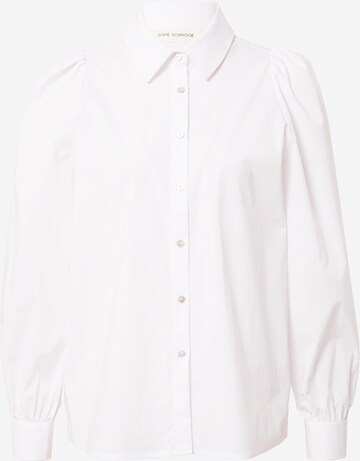 Sofie Schnoor Blouse in White: front